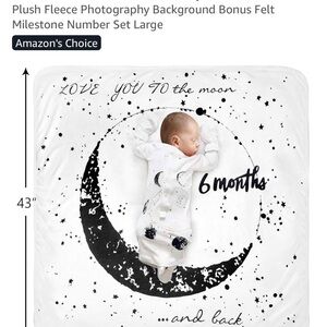 Plush Fleece Milestone Blanket - Black and White